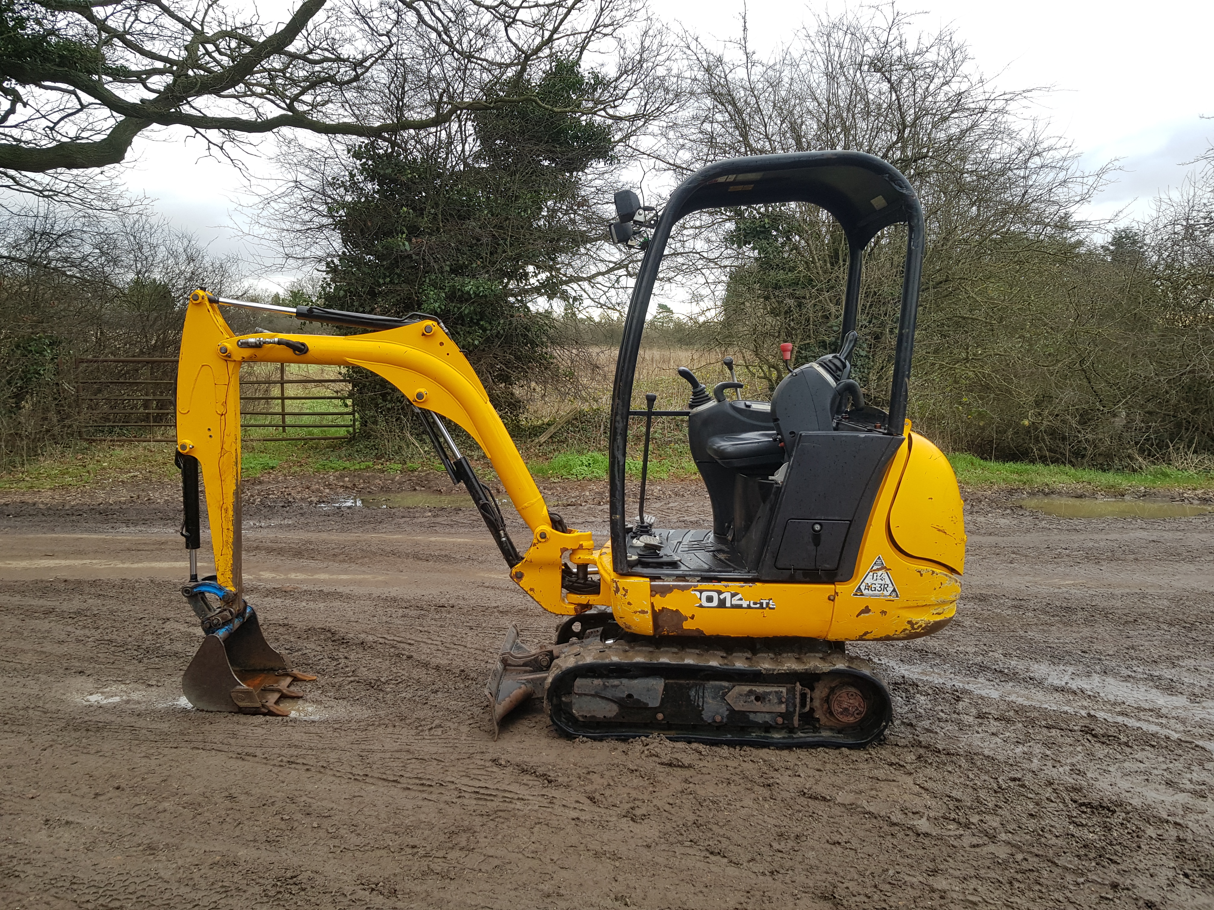 25mm Digger Bucket Pin For JCB 8014 Mini Digger/Excavator (L&S Engineers 202817)