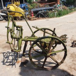 Albion Potato Lifter