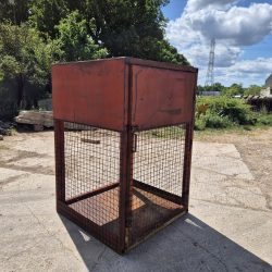 4ft x 4ft Cage