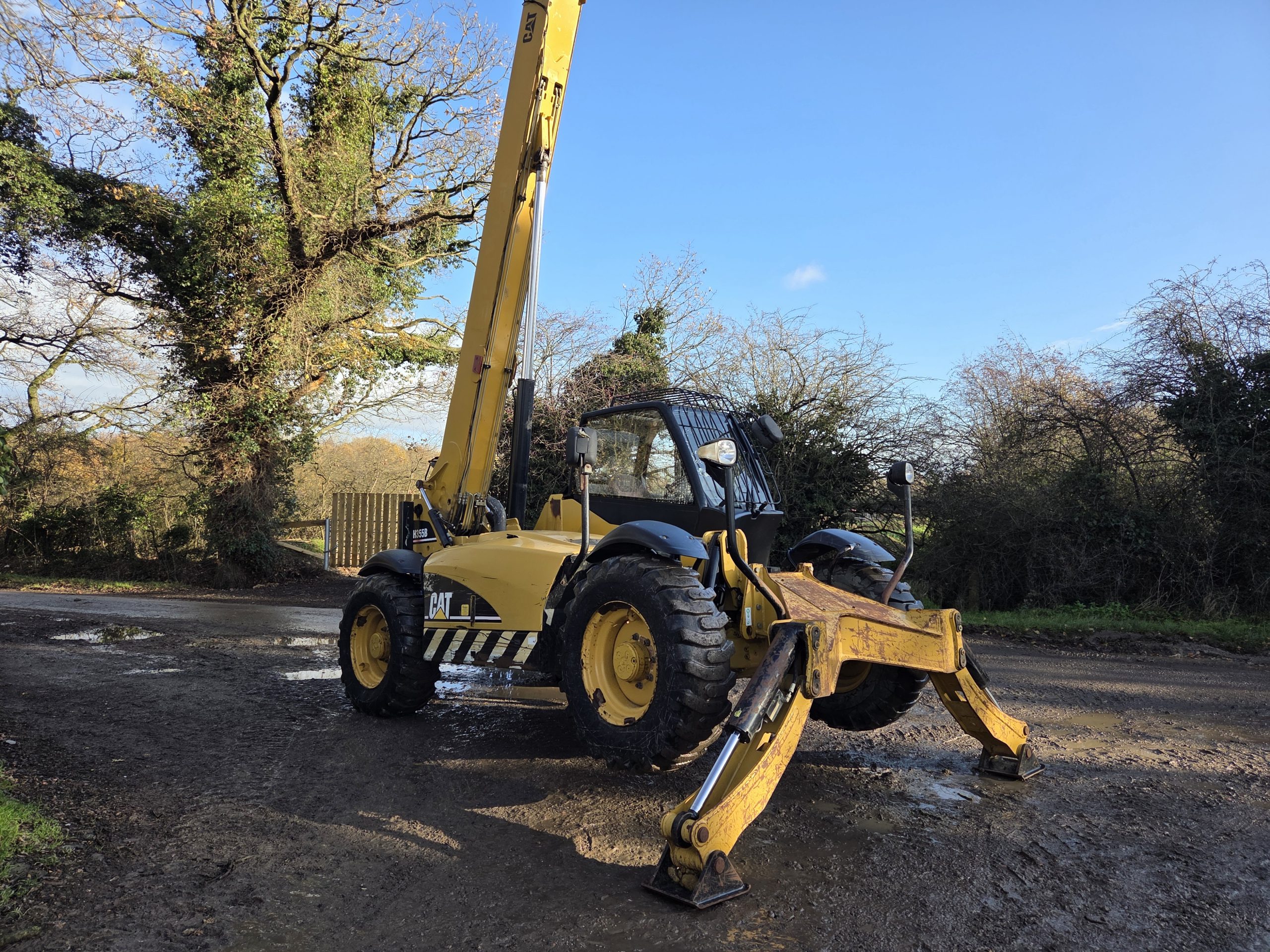 Caterpillar TH355B - Image 17