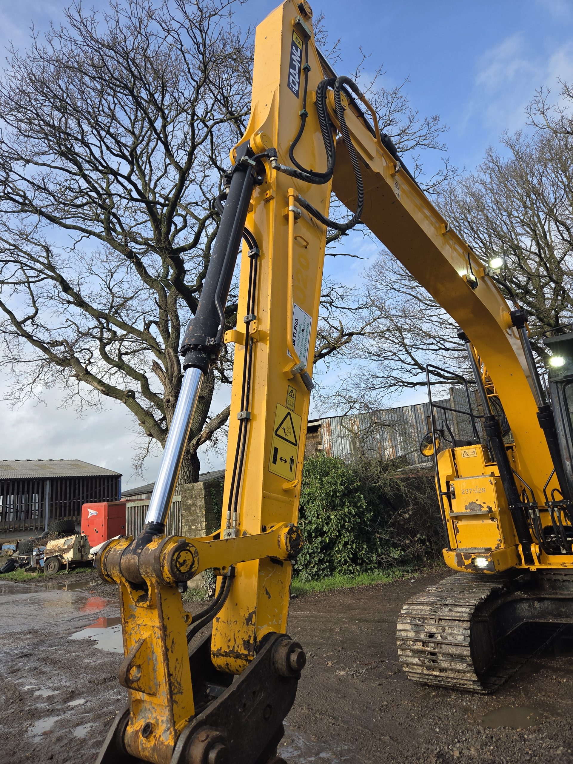JCB JZ140 - Image 18