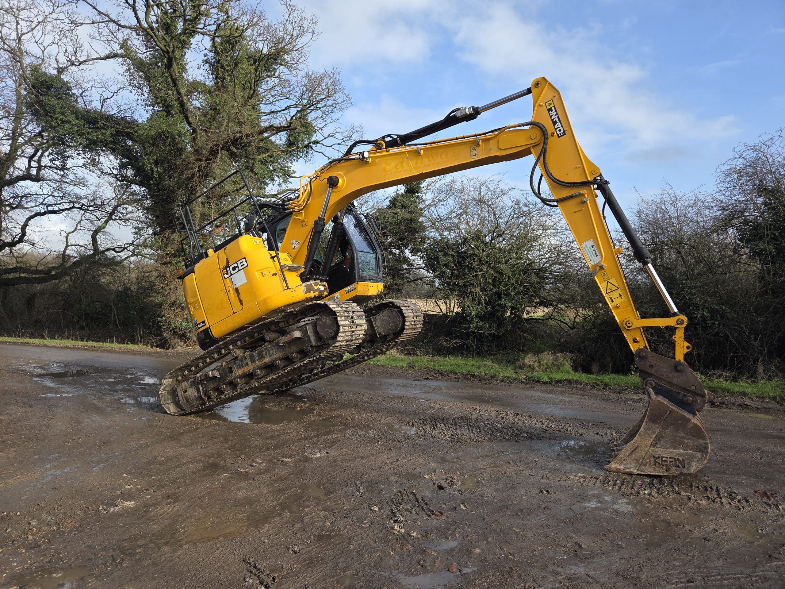 JCB JZ140 - Image 22